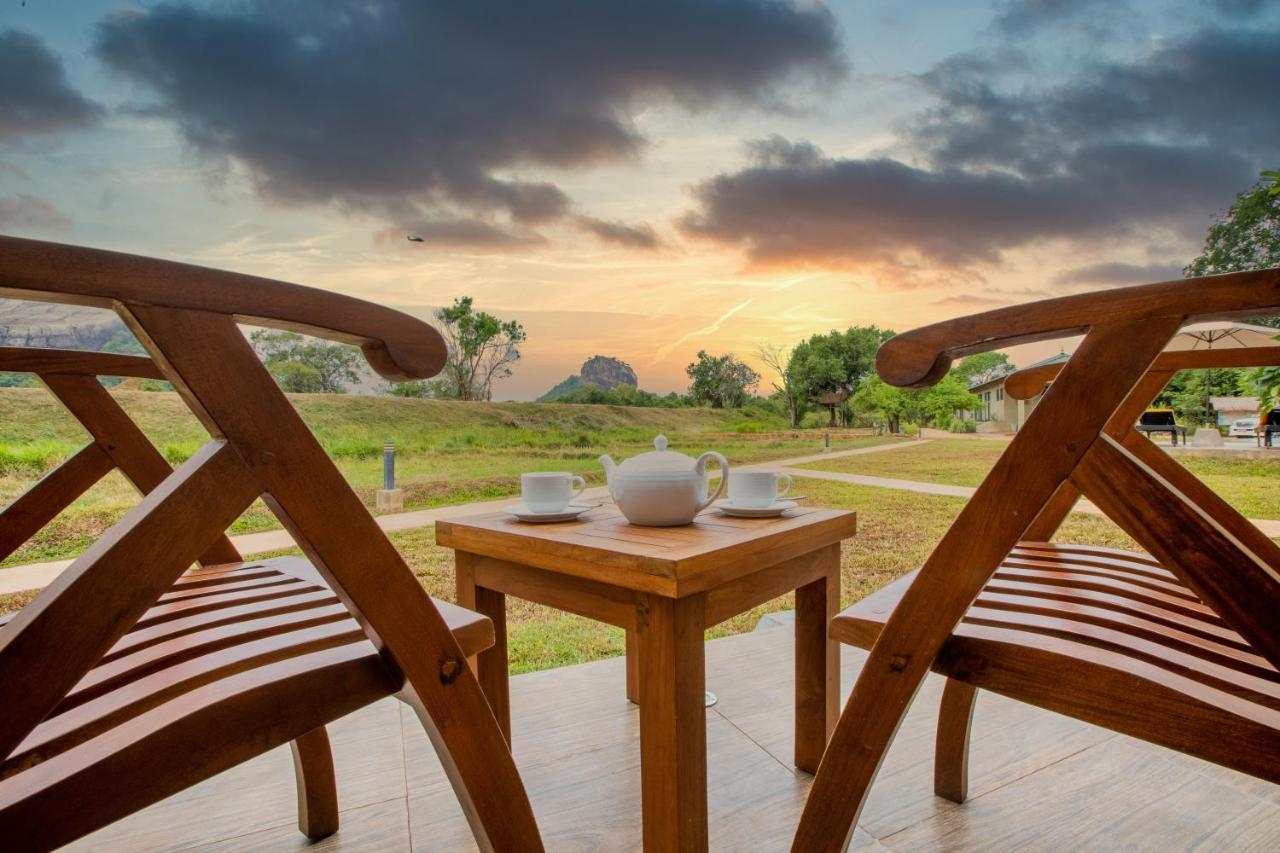 Sigiriya King'S Resort المظهر الخارجي الصورة